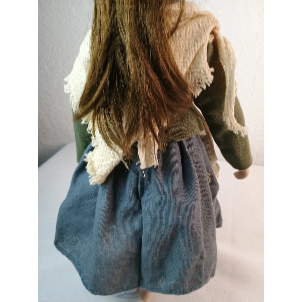 Vintage House of Lloyd Christmas Around the World The Little Match Girl 15
